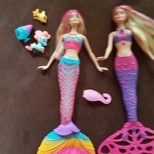 2 Mermaid barbies with accessories